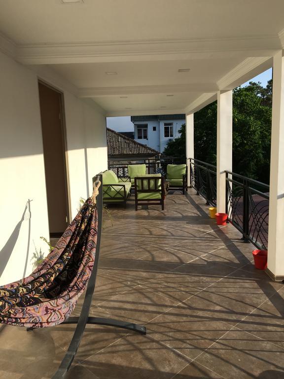 Guest House Kobuleti On Aghmashenebeli Ngoại thất bức ảnh